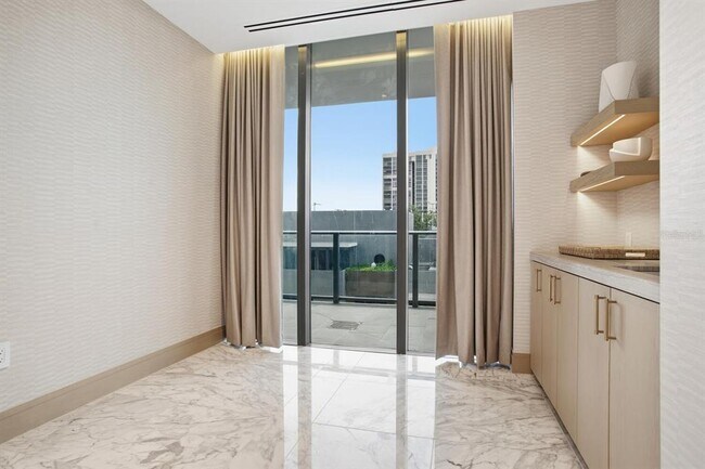 Building Photo - 3015 S Ysabella Ave