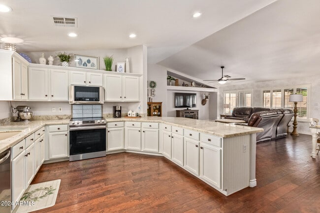 Building Photo - 8616 E Ocaso Ave