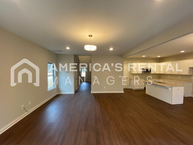 Building Photo - 7950 St.James Dr