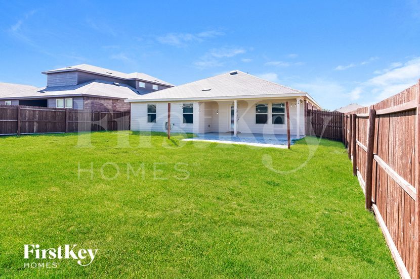 Building Photo - 312 Wilson Way