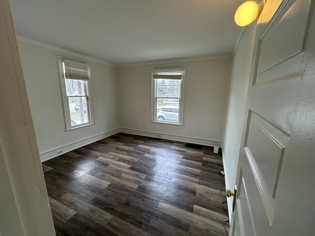 Front bedroom #1 - 142 Marion Ave SW