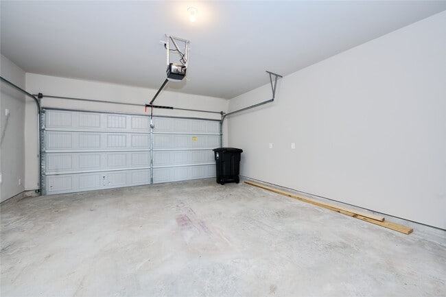 Building Photo - 10533 Preserve Wy