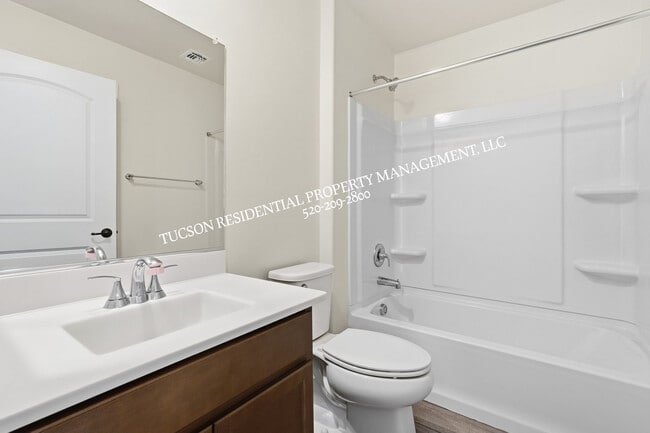 Building Photo - 8839 E Raven Hill Wy