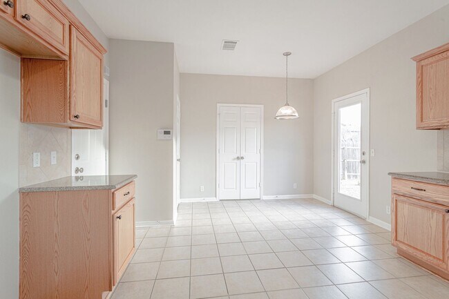 Building Photo - Charming 4BR Home in The Reserve at Westcreek With Top-Tier Amenities