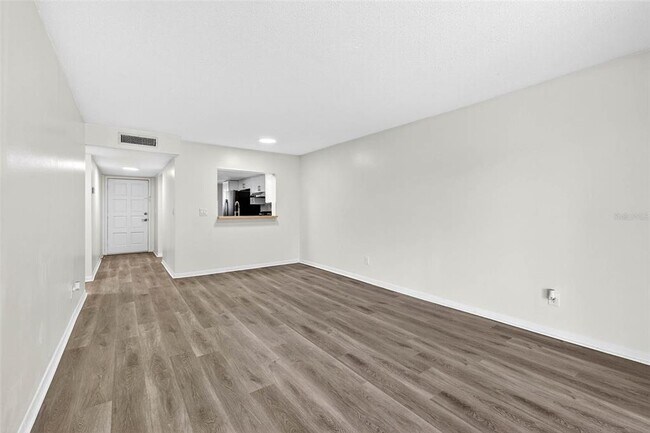 Building Photo - 6308 Newtown Cir