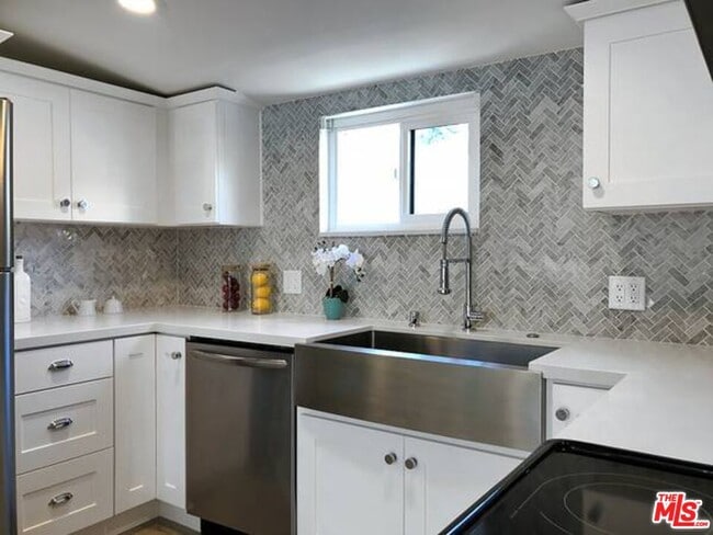 Building Photo - 4730 Crystal Springs Dr