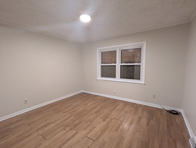 Building Photo - 1673 Audrey Pl NW