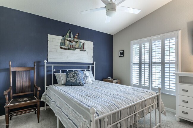 Building Photo - IMMACULATE TURNKEY FURNISHED- NEAR TWIN IS...