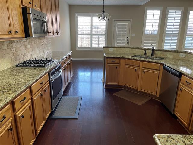 Building Photo - 8272 Beartooth Dr