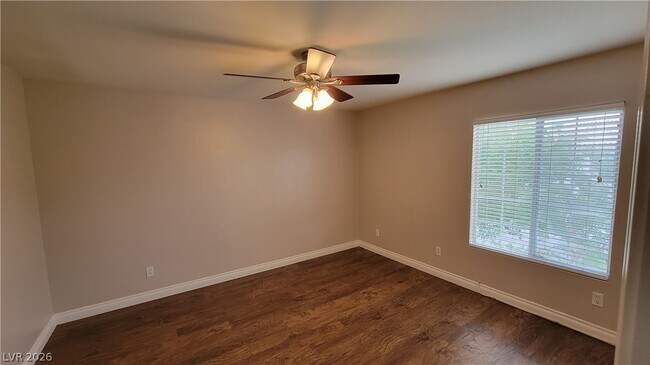 Building Photo - 453 Temple Canyon Pl