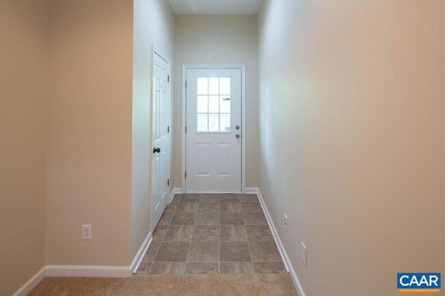 Building Photo - 139 Old Fifth Cir