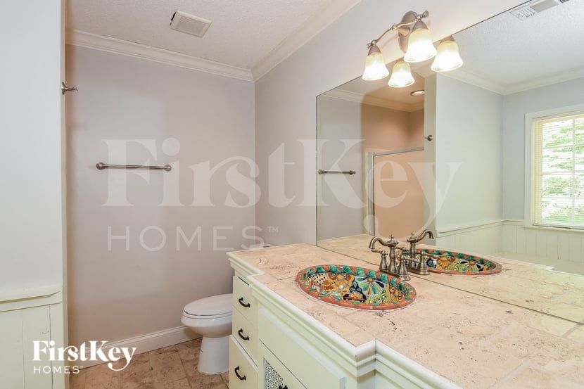 Building Photo - 38 Michael Ct