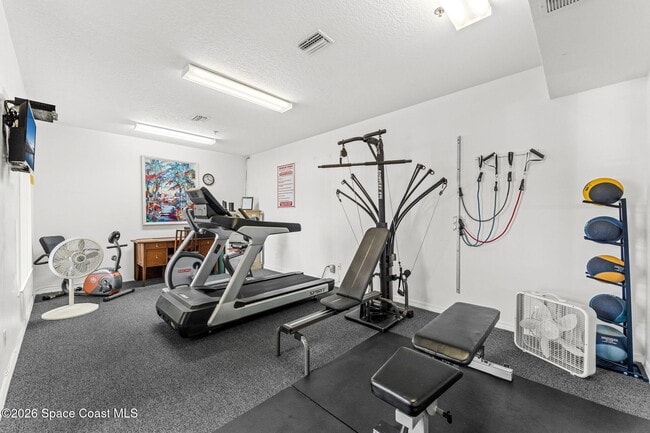 Building Photo - 925 N Hwy A1A