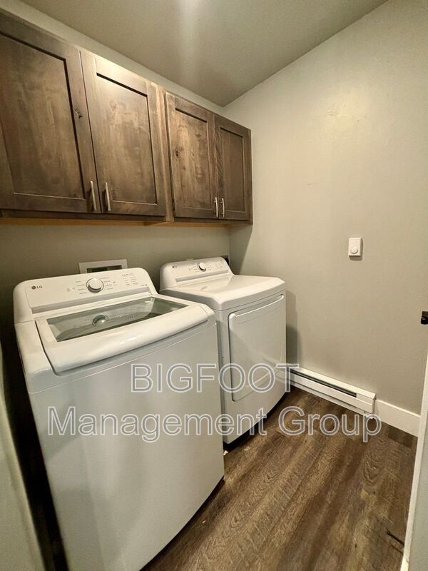 Building Photo - 7995 Avocet Dr