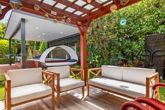 Building Photo - 2121 Red Rd