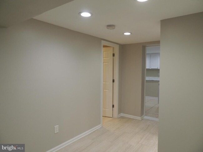 Building Photo - 5532 Gary Ave
