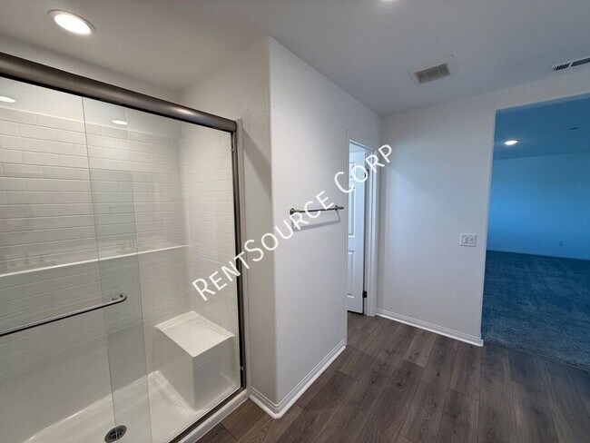 Building Photo - 6030 W Ave J 9