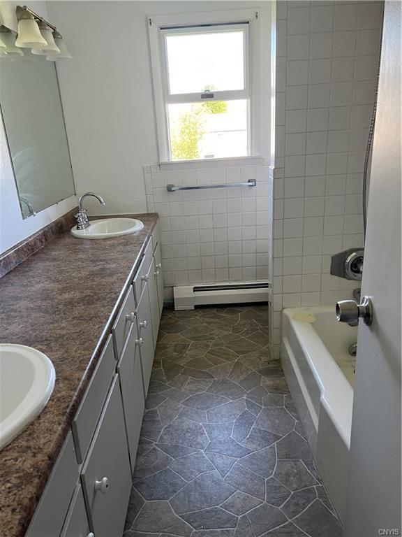 Building Photo - 8434 Button Rd