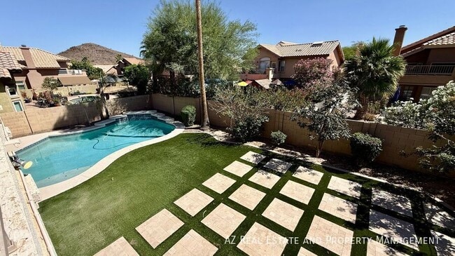 Building Photo - 1655 E Saltsage Dr