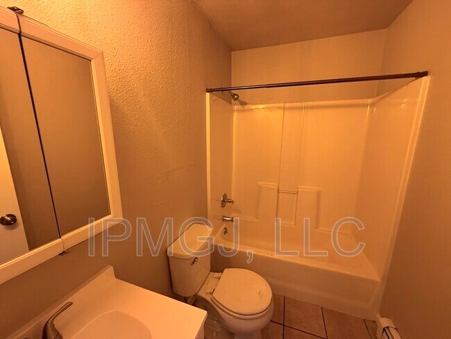 Building Photo - 3246.5 Downey Ct