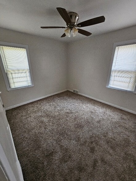 Building Photo - 15712 Evergreen Rd