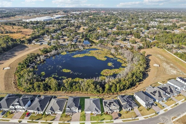 Building Photo - 710 Creeping Fig St