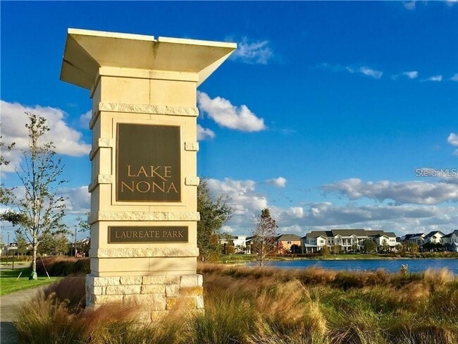 Building Photo - Modern 1/1 Garage Apartment Living with 1 Car Garage in the Heart of Laureate Park!