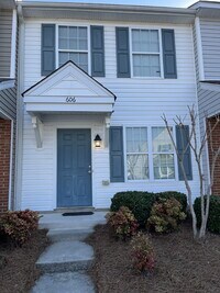 Building Photo - 606 Grasswren Way