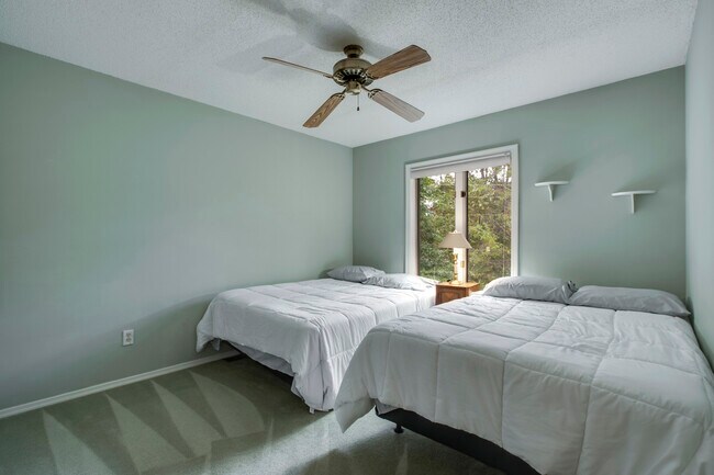 Building Photo - 260 Chuniloti Way