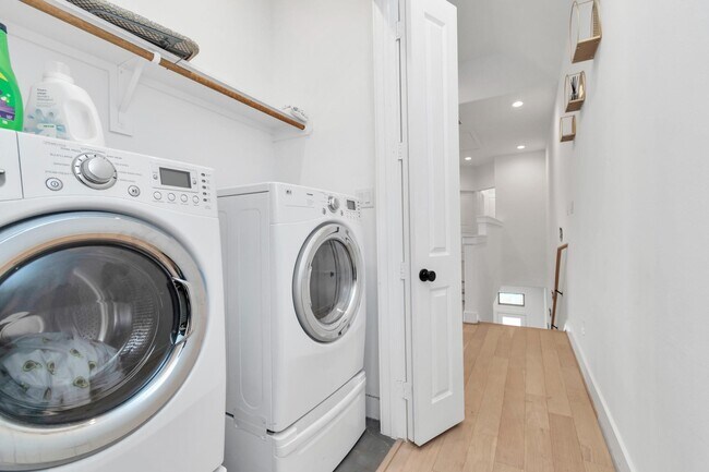 Primary Photo - 3306 Live Oak St