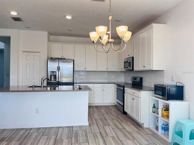 Building Photo - 8569 Starlight Loop