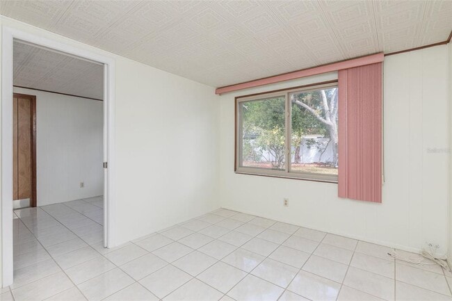 Building Photo - 11343 87th Ave