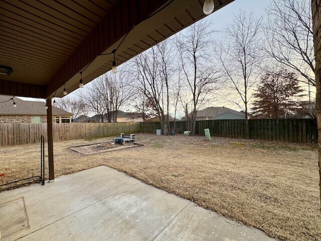 Building Photo - 100 Sullivans Wy