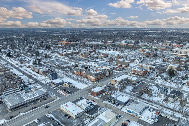 Aerial Context Image - Fountain Pointe Townhomes