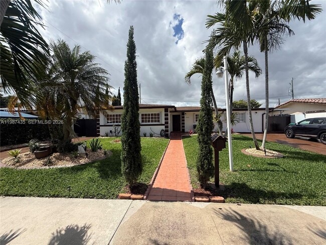 Building Photo - 11602 NW 58th Ave