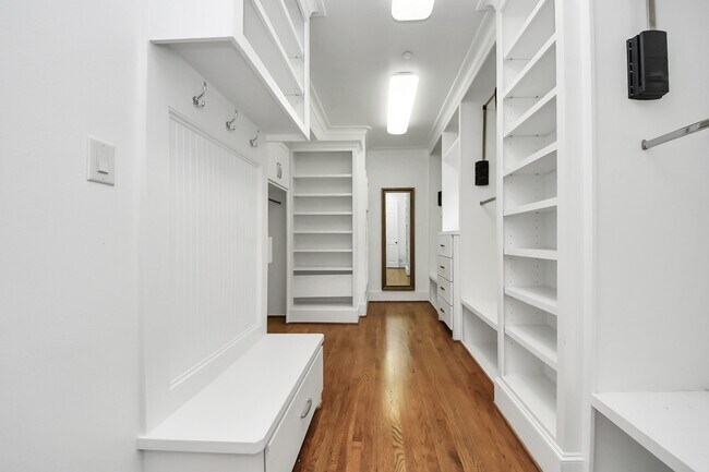 Building Photo - 12790 Yorkstone Dr