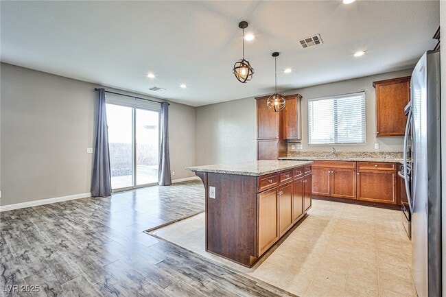 Building Photo - 7716 Plumbush Ct