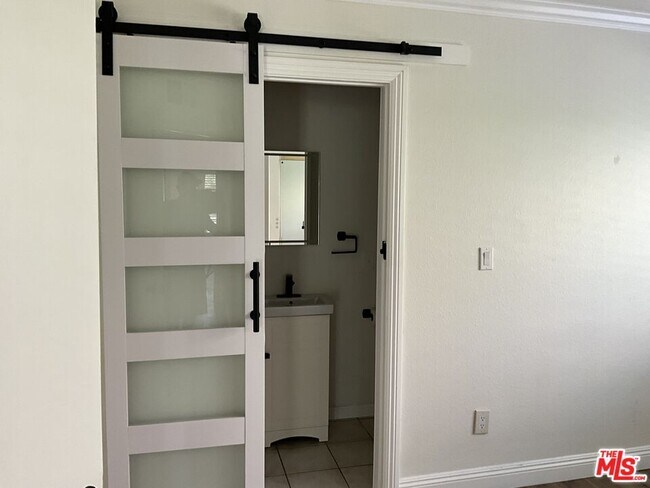 Building Photo - 40588 Pebble Beach Cir