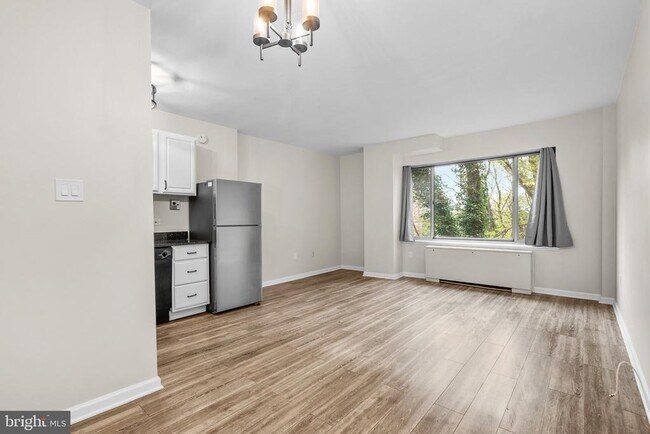 Building Photo - 2755 Ordway St NW