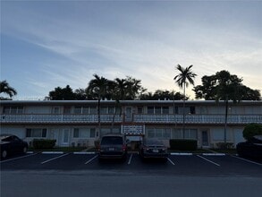 Building Photo - 815 SW 10th Terrace