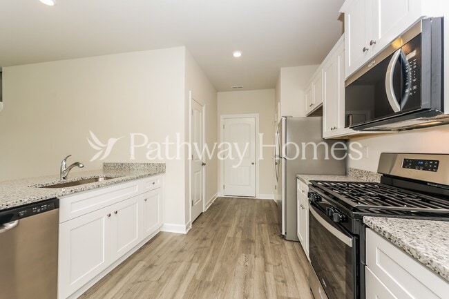 Building Photo - 3510 Quintana Dr