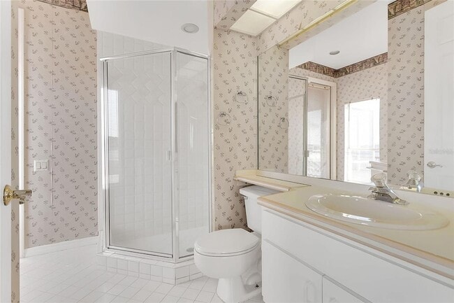 Building Photo - 6719 Fairway Cove Dr