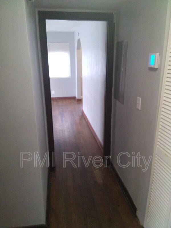 Building Photo - 5223 Polan Ln