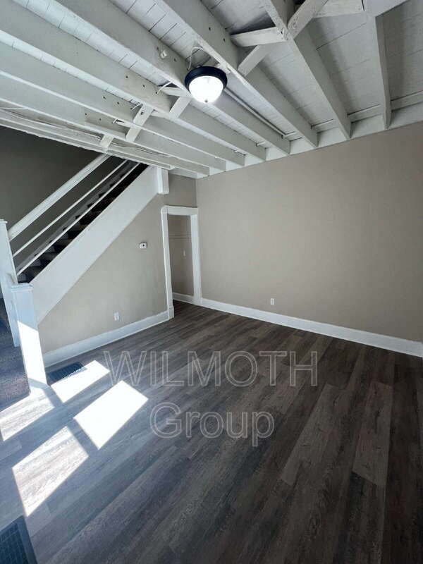 Building Photo - 3236 Graceland Ave