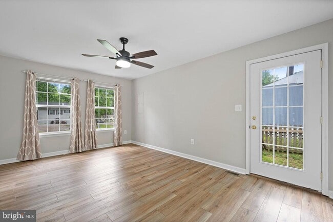 Building Photo - 1544 Avenue C