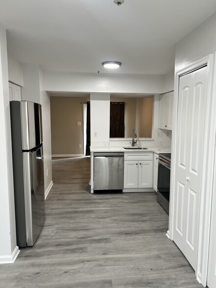 Building Photo - 1742 Countrywood Ct