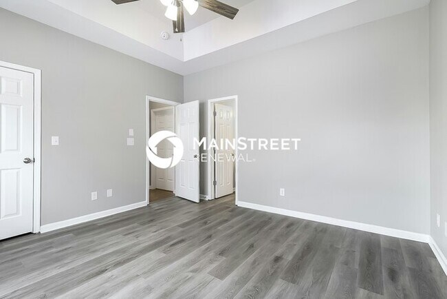 Building Photo - 3 Bedroom Pet-Friendly Home in CLAYTON, NC with Main Street Renewal
