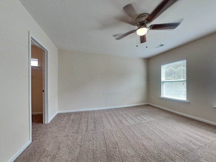 Building Photo - 394 Eagle Feather Loop