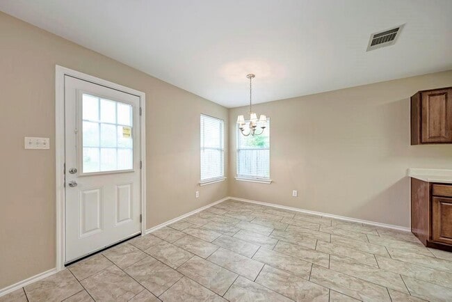 Building Photo - 311 Indian Meadow Dr