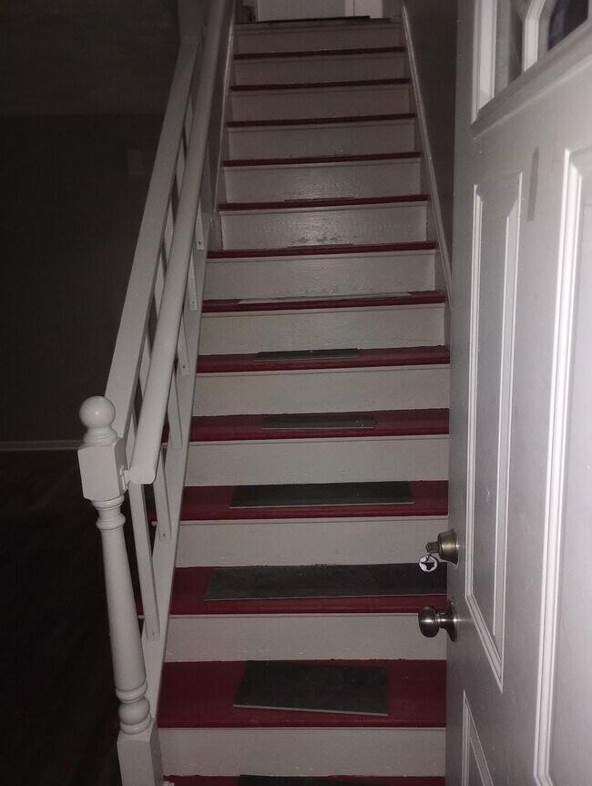 Building Photo - 2807 Sheldon Ave